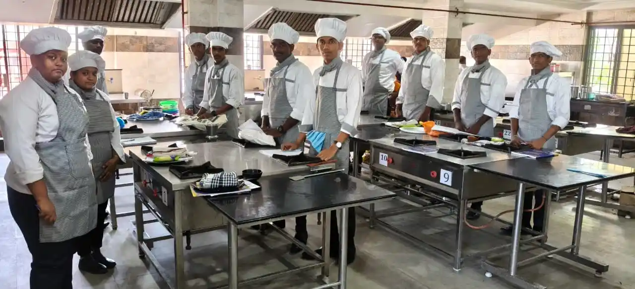 Hotel management training at Sri Maniya Institute
